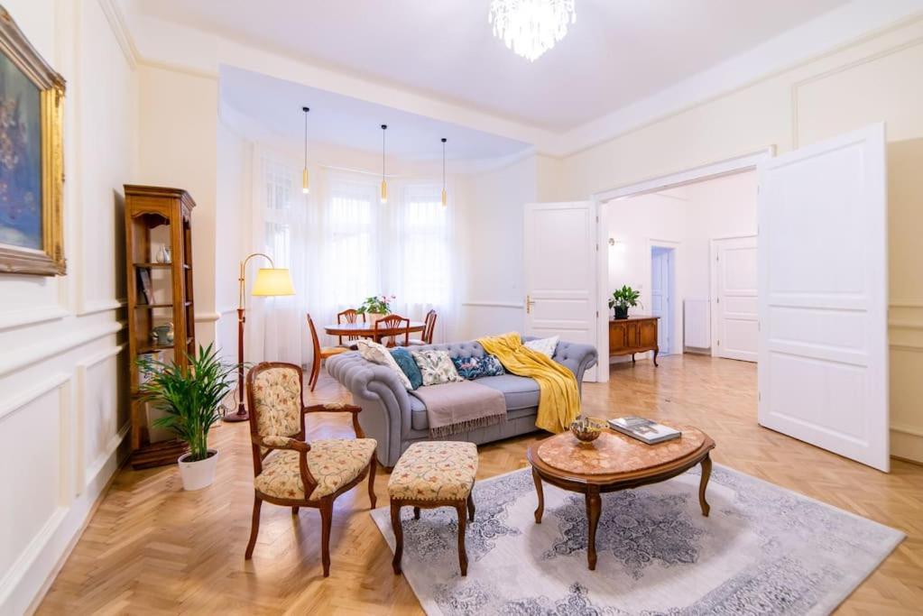 Kastely Apartman Erlau Exterior foto